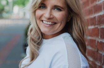 Podcast Episode #143: “How one can Get Match Over 40” with Kim Schlag